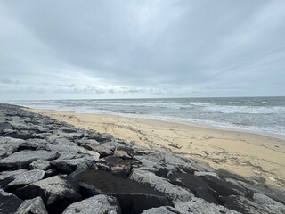 Obraz na płótnie Canvas Udupi beach in cloudy season