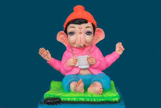 Lord Ganesha or Ganapati Idol, Hindu God, Hindu deity, Ganesh festival, Pune, Maharashtra, India.