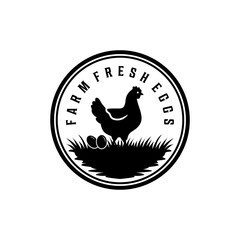 Farm fresh eggs vector logo template with chicken and nest silhouette in circular badge design © sela_selo
