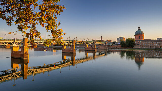 Toulouse, France - The Saint-Pierre Bridge and the Dome de la Grave in Toulouse at Golden Hour
