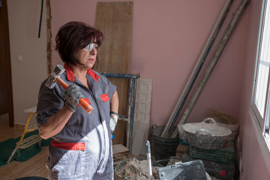 65 years old construction female worker