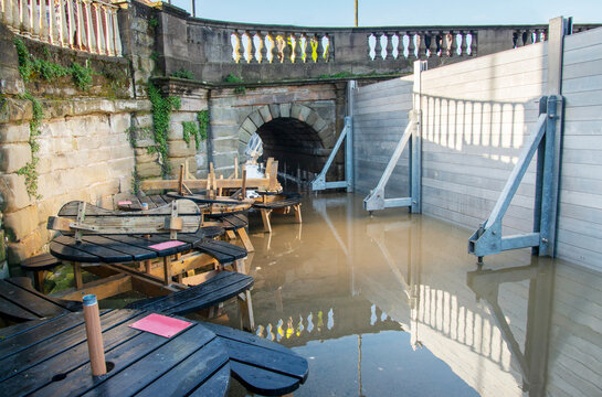 Bewdley Bridge, flooded sidewalk and barriers erected to protect local residents,Bewdley ,England,UK