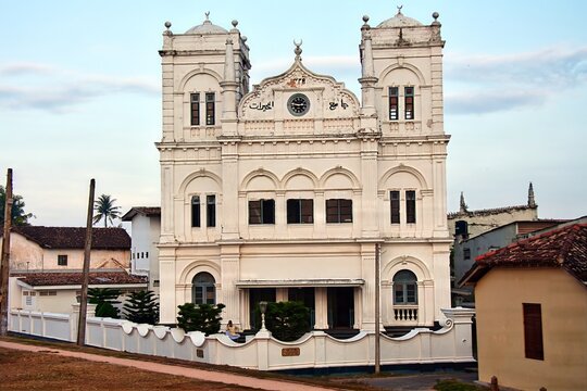 Meeran Jummah Mosque Exterior View in Galle Fort, Sri Lanka
