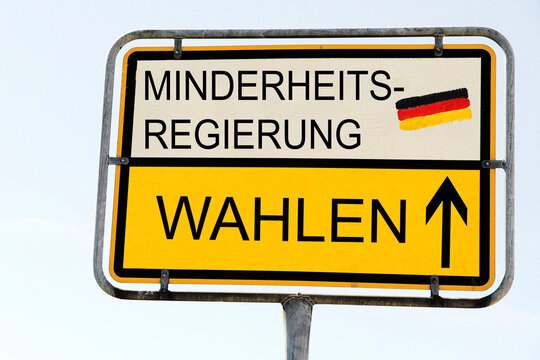 Gelb-wei&szlig;es Schild mit Wahlen und Minderheitsregierung und der Flagge von Deutschland