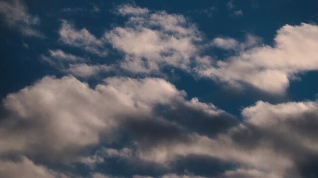4K 60fps Timelapse: Dynamic Cloud Movement with Natural Sunlit Textures