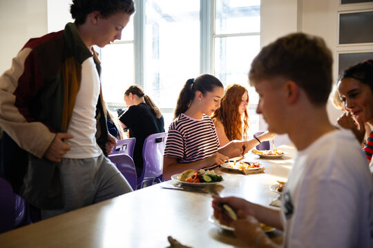 Dancers gather for lunch break