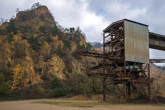 Conveyor and sorting plant in a disused porphyry quarry, Dossenheim, Baden-W&uuml;rttemberg, Germany