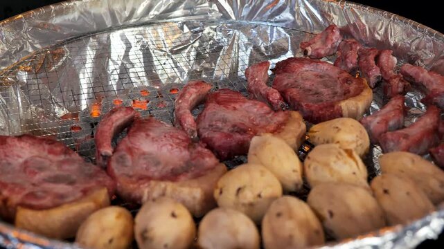 Barbecue overflowing with appetizing, succulent juices_03