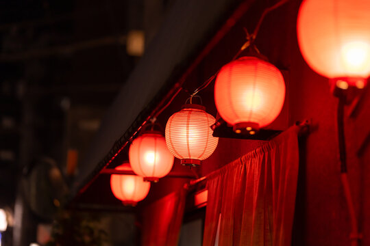 赤提灯　居酒屋