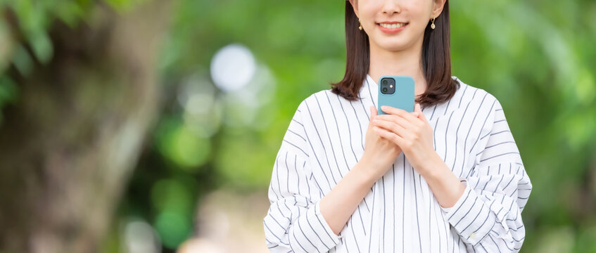 スマホ　女性