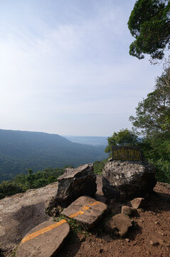 Stunning Viewpoint of Yai with Lush Green Mountains and Sky