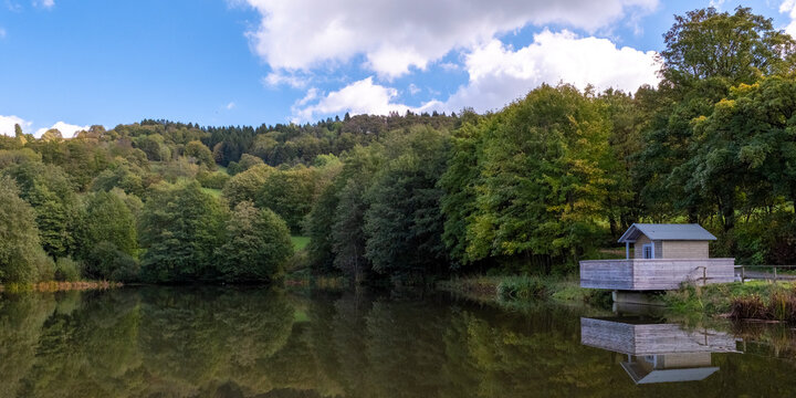 Der obere Guckaisee, Fischteich am Fu&szlig;e von Eube und Pferdskopf in der Rh&ouml;n 2