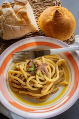 Pasta Bigoli fatti in casa con sugo di alici © Stillkost