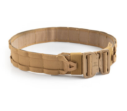 Simple multicam tactical belt with buckle, isolated on white background.