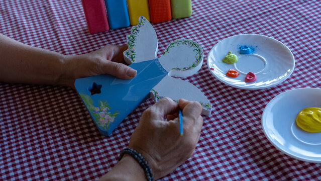 hobby painting with silicon lemon