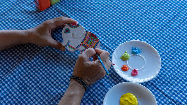 hobby painting with silicon lemon