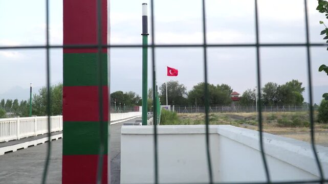 Closed international border checkpoint and Aras River bridge between Margara (Armenia) and Alican (Turkey)