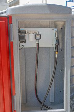 Durable Polyethylene Diesel Fuel Tank Pump On Site Storage and Internal Distribution
