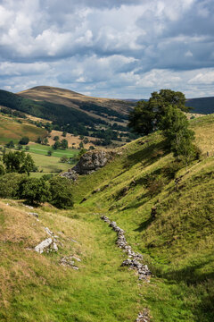 Lovely Summer landscape image of view along Great Ridge in Hiope Valley Peak District with Mam Tor in view