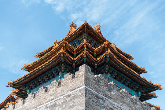 Chinese Palace. Beautiful old design roof.