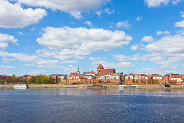 Dziedzictwo kulturowe - panorama Torunia wiosną, Toruń, Polska, Cultural heritage - panorama of Toruń in spring, Poland  © 123108 Aneta