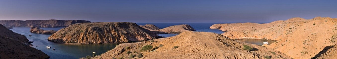 Oman - Bandar Al-Khairan Beach © Mirek Hejnicki