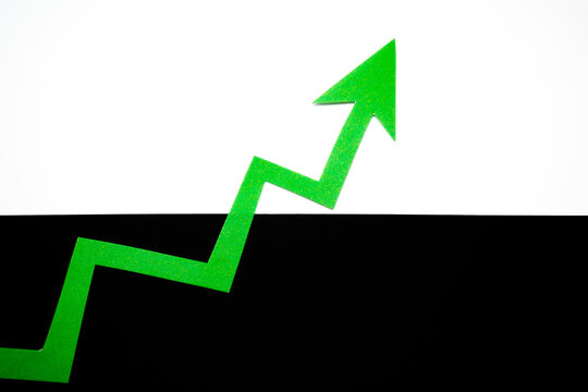 Green growth chart, green arrow.
