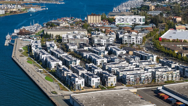 Aerial view of waterfront housing and marina in Alameda, California