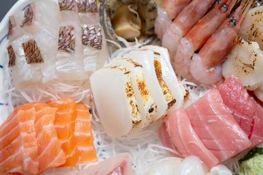 Various kinds of fresh sashimi 