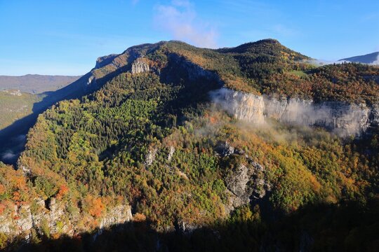 Les Gorges de la Bourne en automne. Villard-de-Lans - Massif du Vercors - Is&egrave;re