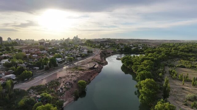 Rio Ciudad Neuqu&eacute;n, Argentina.