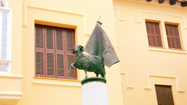 A visit to the town of Ciutadella, featuring its famous sheep statue