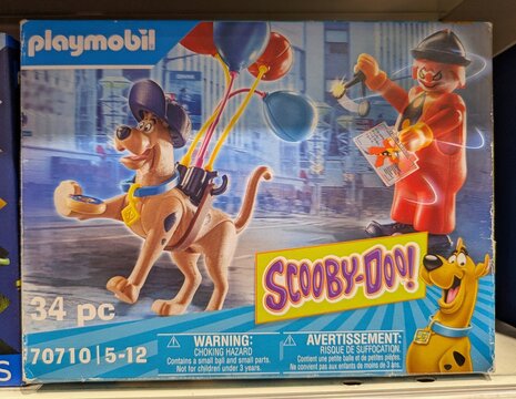 Caja de construcci&oacute;n de Lego, con Scooby-Doo Ghost Clown, en una tienda Toy Planet, Madrid, Espa&ntilde;a, 20 de octubre de 2026