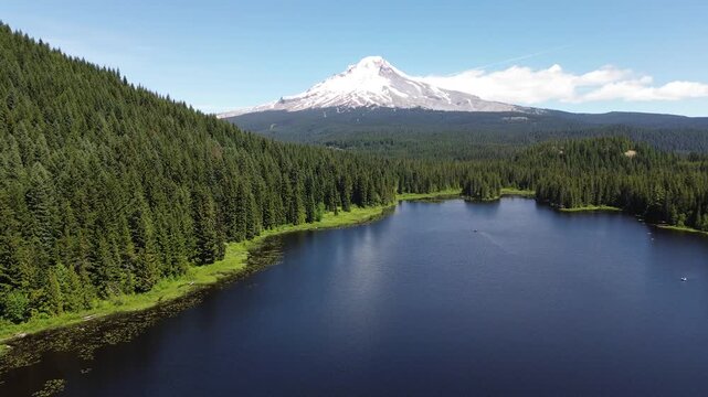Panorama with Mt hood and Trillium Lake - Oregon