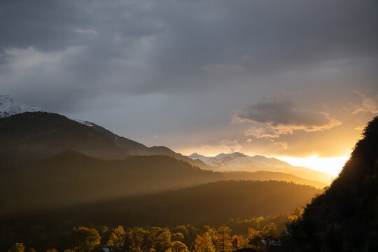 Abendstimmung der Surselva, Graub&uuml;nden, Schweiz