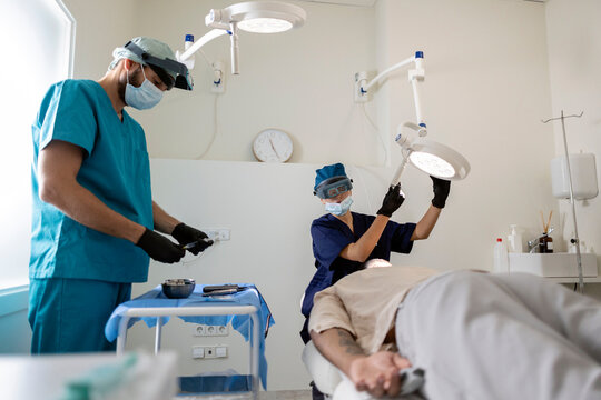 Hair restoration procedure preparing patient for capillary implant