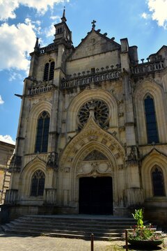 La fa&ccedil;ade principale de l&rsquo;&eacute;glise Saint-Etienne de Bar-le-Duc en Lorraine