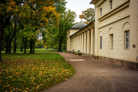 Herbstlicher Rundgang durch den Schlosspark im Spreewald