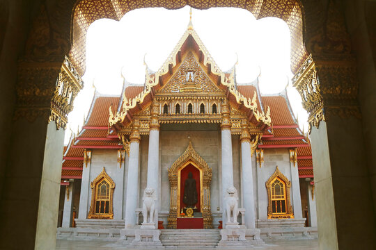 Symmetrical architectural shot of the back of main chapel at Wat Benjamabophit (The Marble Temple) in Bangkok, Thailand