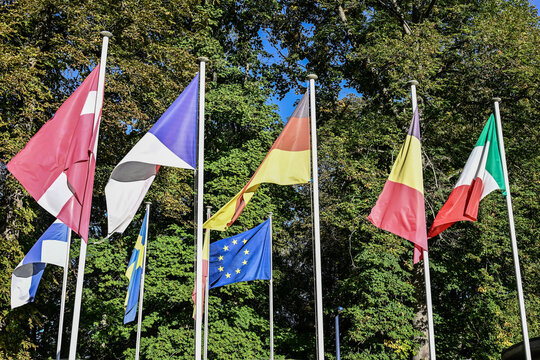 drapeaux europeen europe EEC CEE