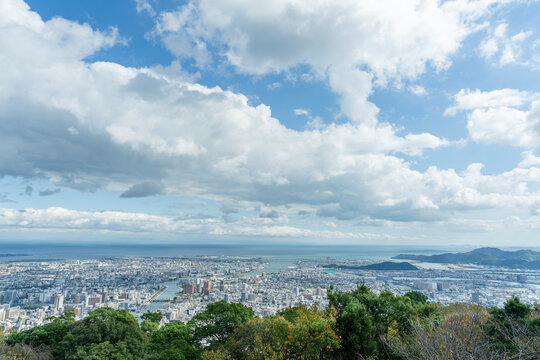 眉山