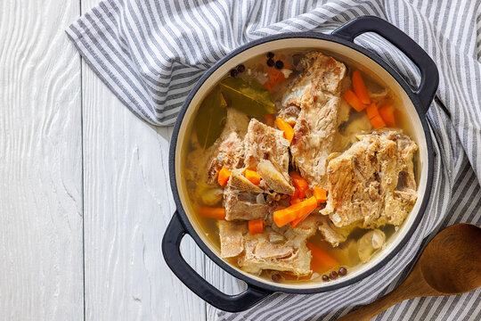 Pork rib and neck meaty bones stock base